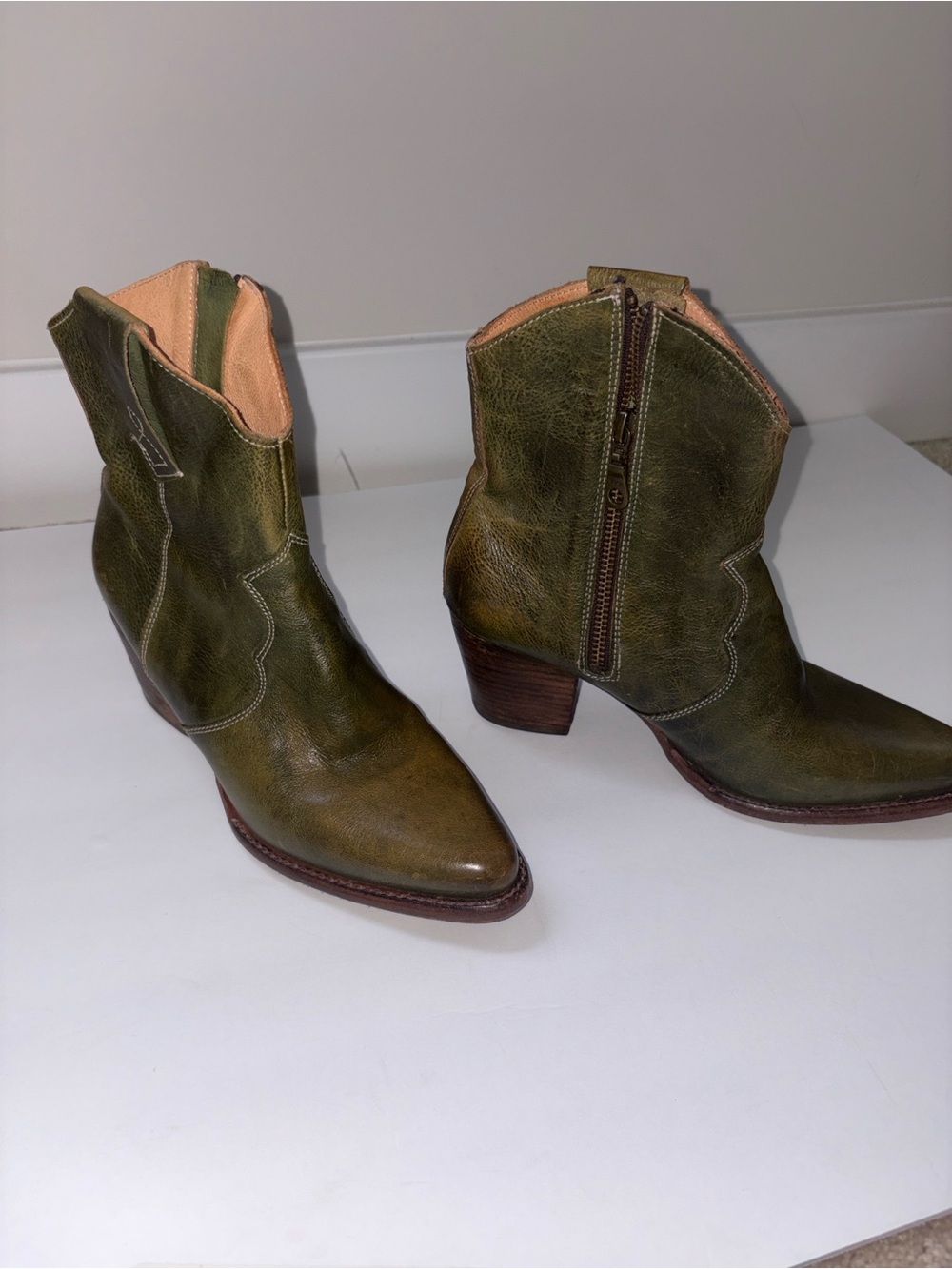 Oak Tree Farms Olive Green  100% Leather artesian crafted cowboy boots
